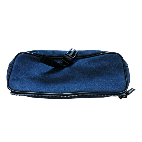 Authentic Burberry Crossbody bag in canvas. A rare and unique luxury bag. - Picture 4 of 8